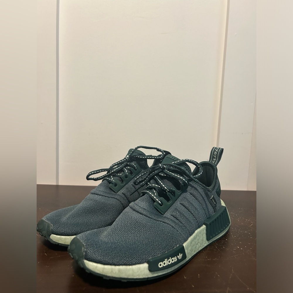 Women’s Adidas NMD_R1 Shoe